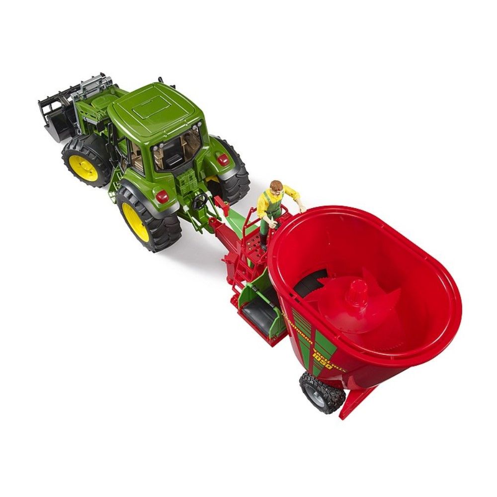 Reboque misturador de forragem