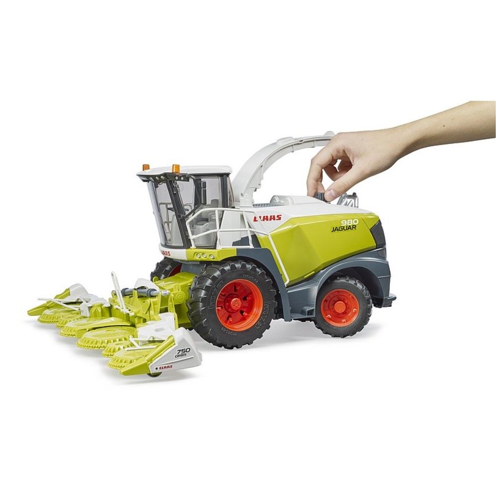 Veículo de corte de milho Claas Jaguar 980