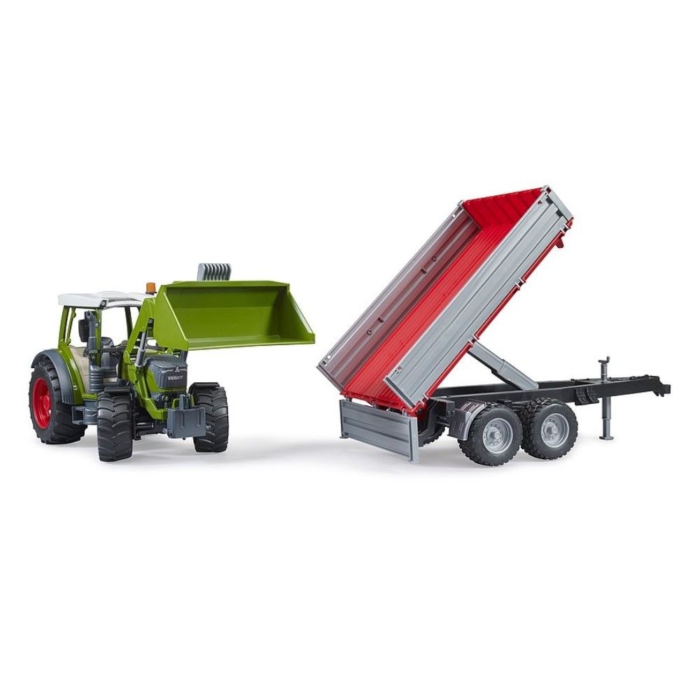 Trator Fendt Vario 211 com pá carregadora e reboque