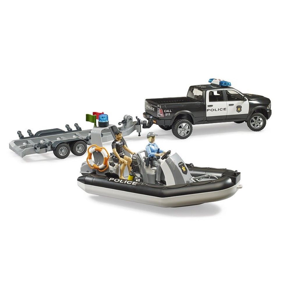 Pick-Up RAM 2500 Power Wagon Polícia com reboque e bote