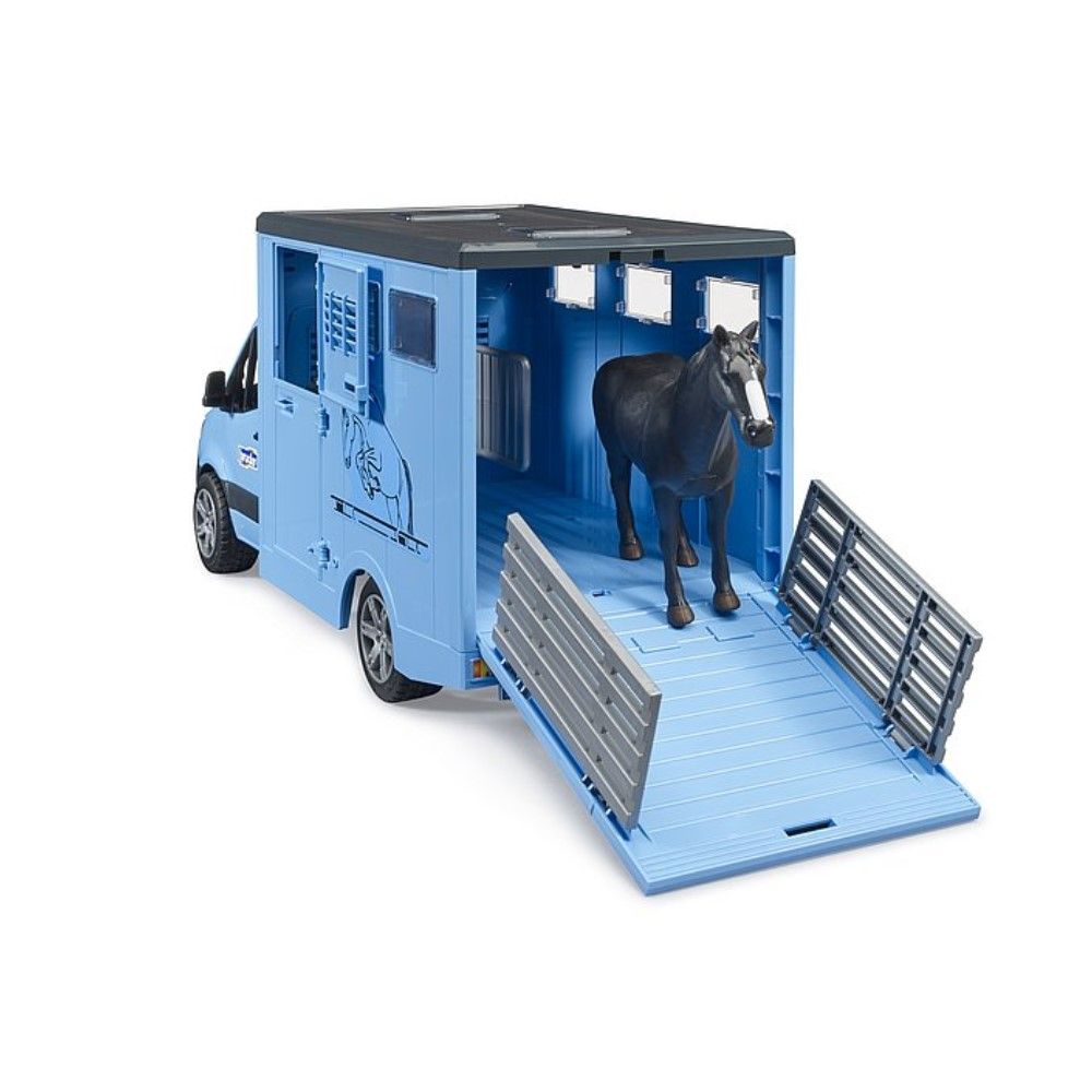 Transporte de animais MB Sprinter com 1 cavalo