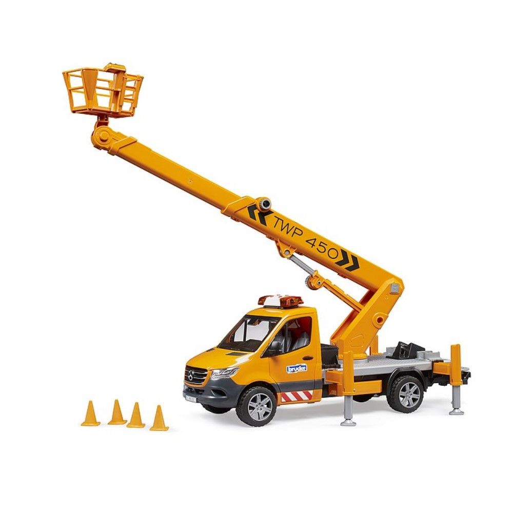 Plataforma com braço telescópico MB Sprinter com luzes e som