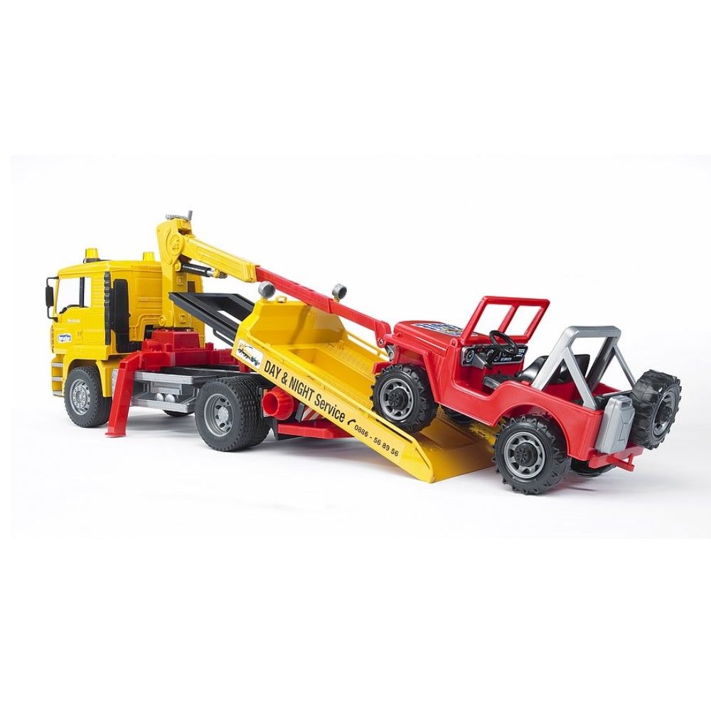 Auto-reboque MAN TGA com grua e Jeep