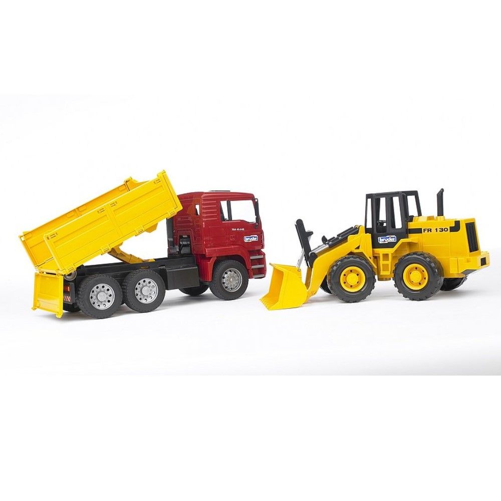 Camião MAN TGA com carregadeira articulada FR 130