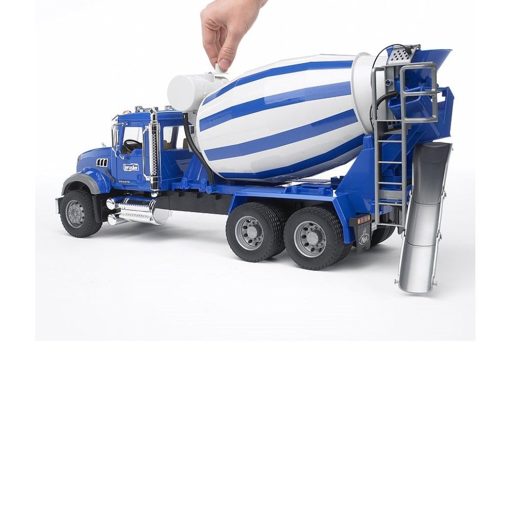 Camião betoneira MACK