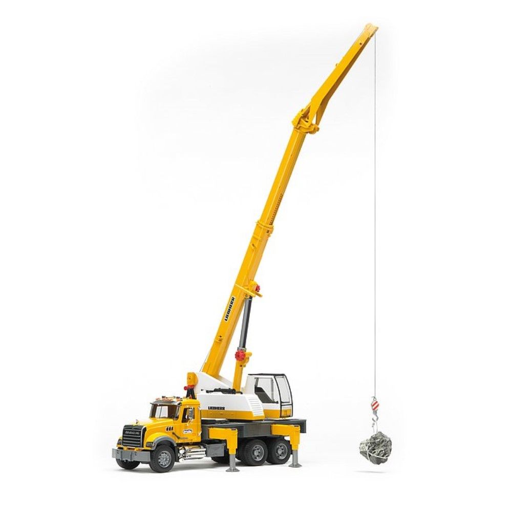 Camião MACK com Grua Liebherr