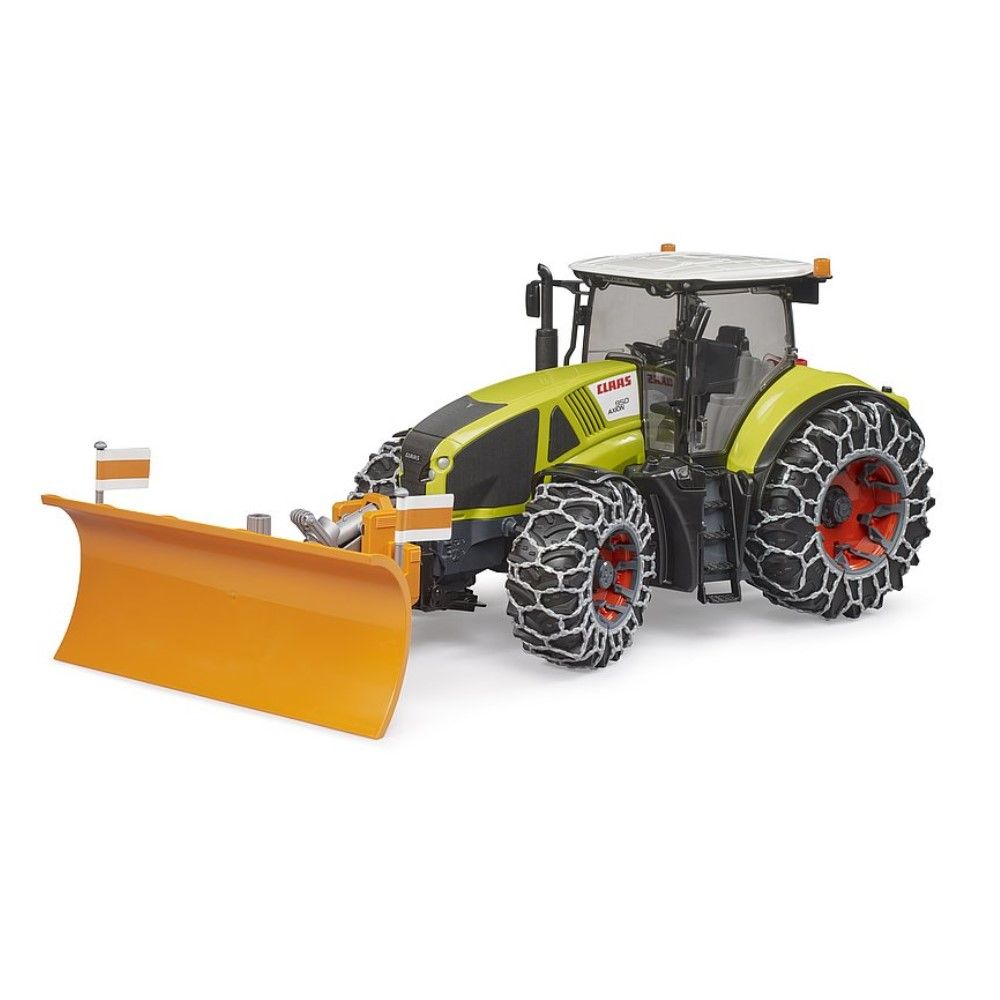 Trator Claas Axion 950 com correntes e pá limpa neves
