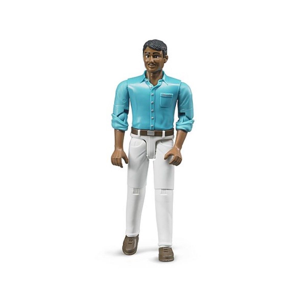 Homem de pele média, com calças