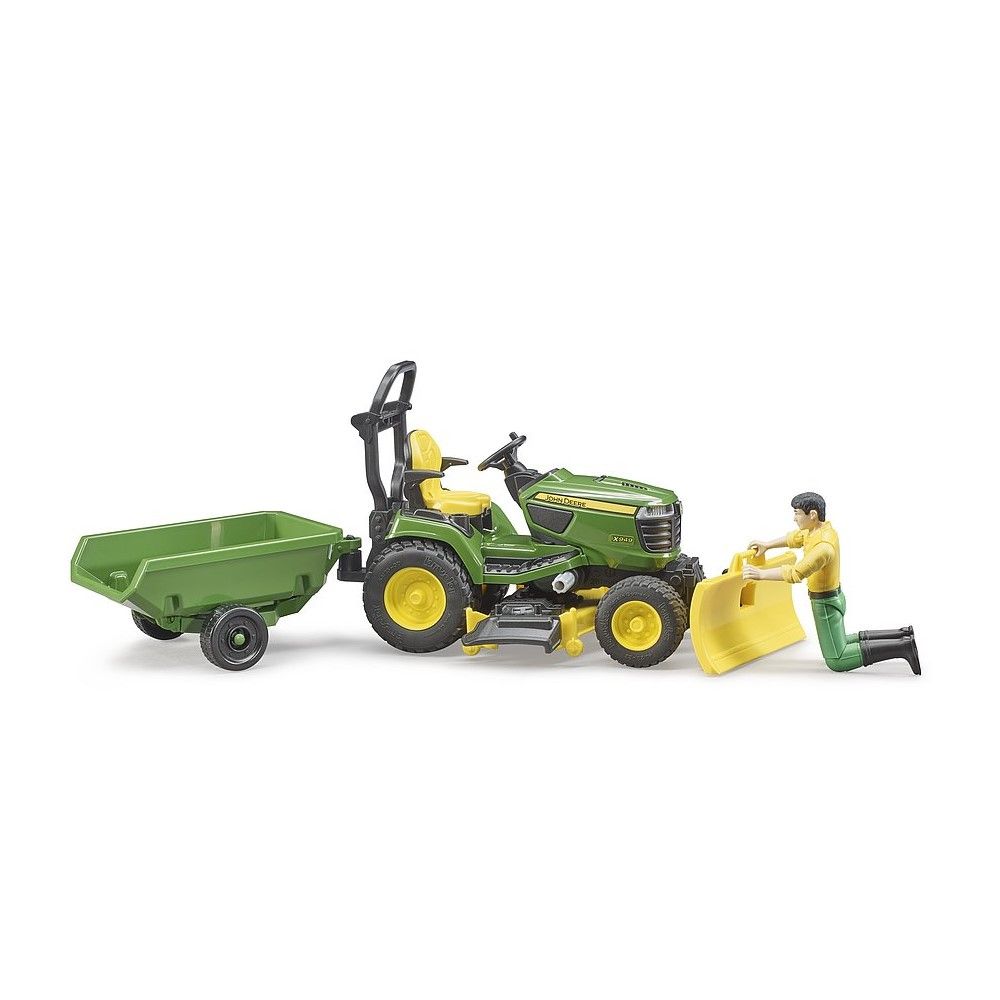 Trator John Deere cortador de relva com reboque e jardineiro