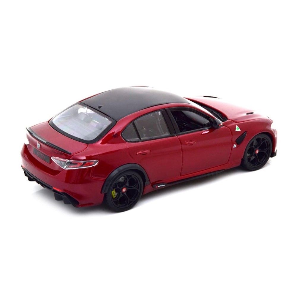 1/18 - Alfa Romeo Giulia GTA 2020 (vemelho)