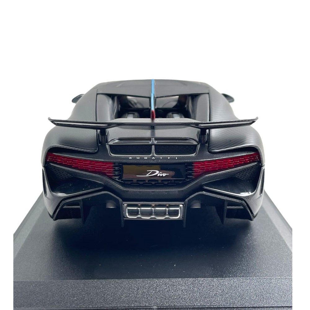 1/18 - Bugatti Divo 2019 - 50th Aniversário