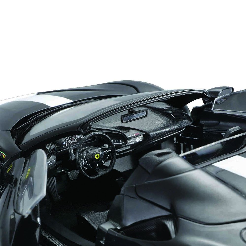 1/18 Signature Series - Ferrari SF90 Spider Assetto Fiorano (preto)
