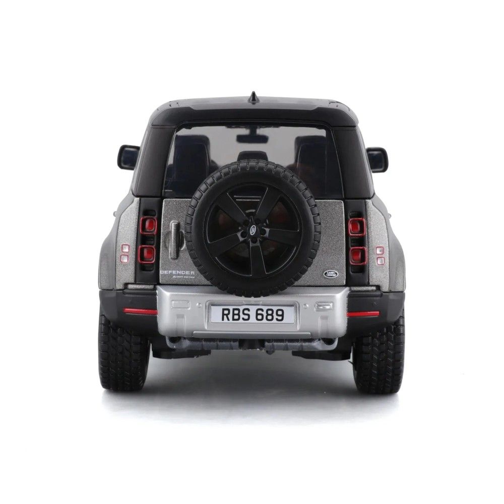 1/24 - Land Rover Defender 110 (cinza)