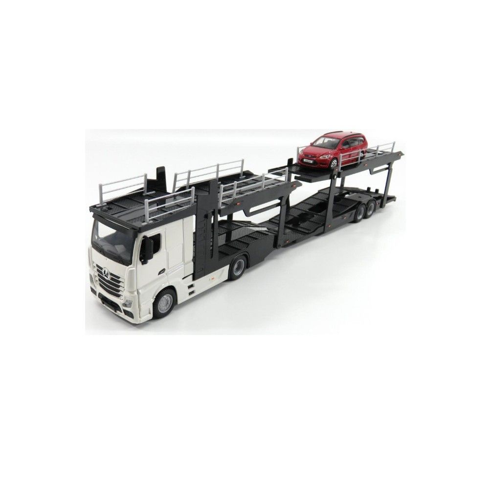 1/43 - Mercedes Benz Actros 2545 + Ford Focus