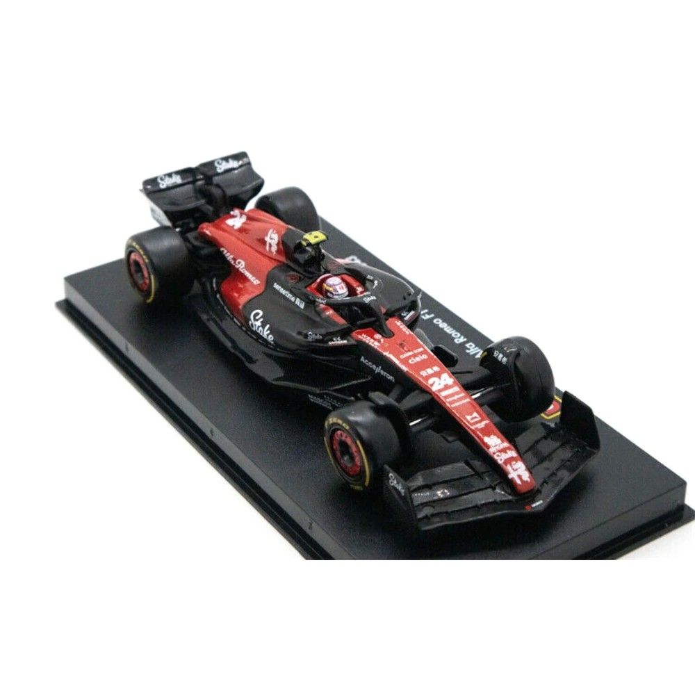 1/43 - F1 Alfa Romeo C43 #24 G.Zhou com Capacete