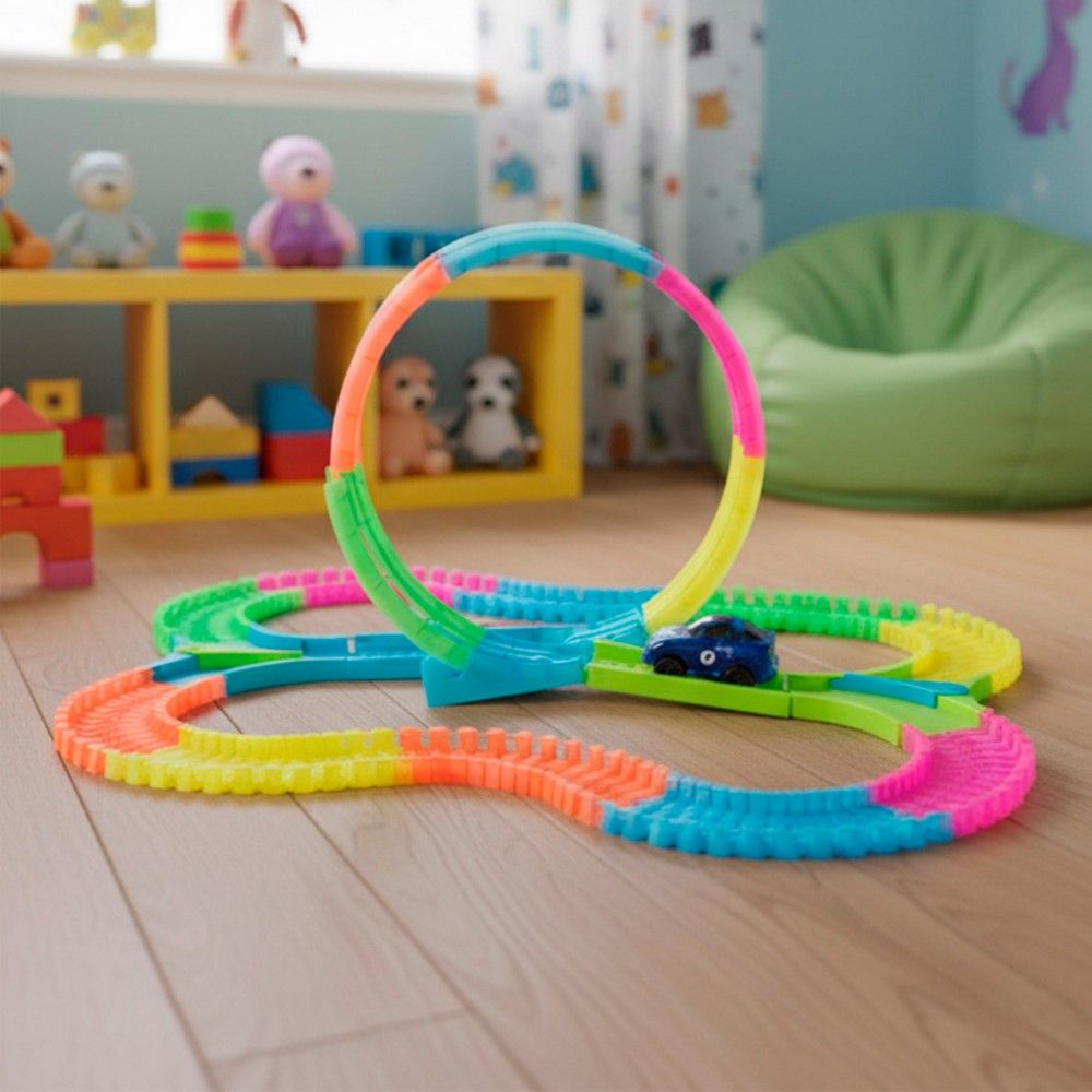 Pista com carro que brilha no escuro