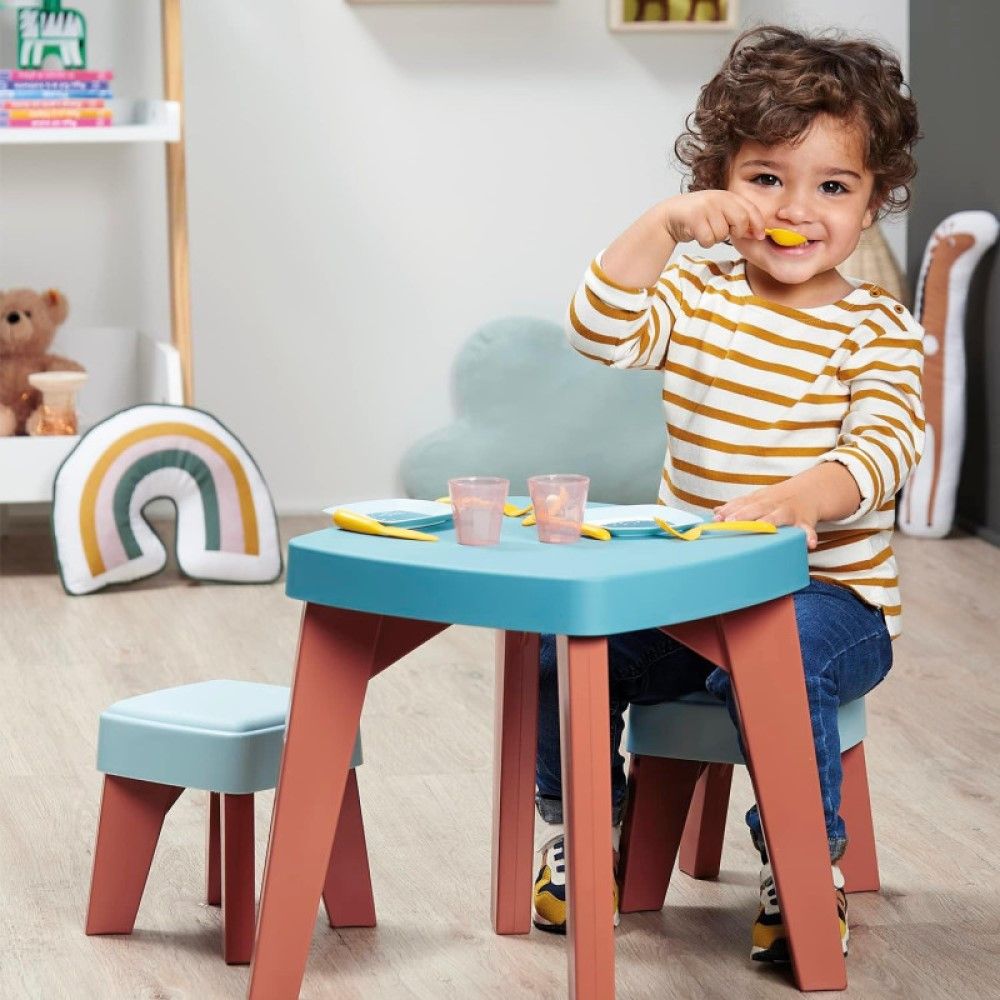 Mesa com bancos (13 peças)