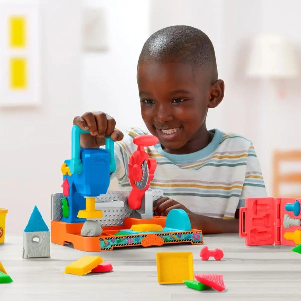 Play-Doh - Mesa de Ferramentas colorida