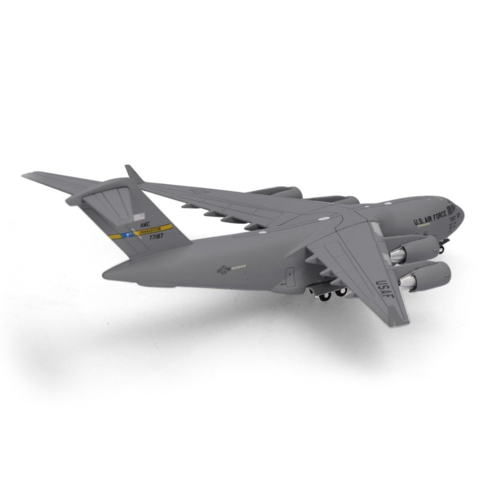 1/500 - Boeing C-17A Globemaster III U.S. Air Force - 437th Airlift Wing, Charleston Air Base "Spirit of the Candy Bomber"