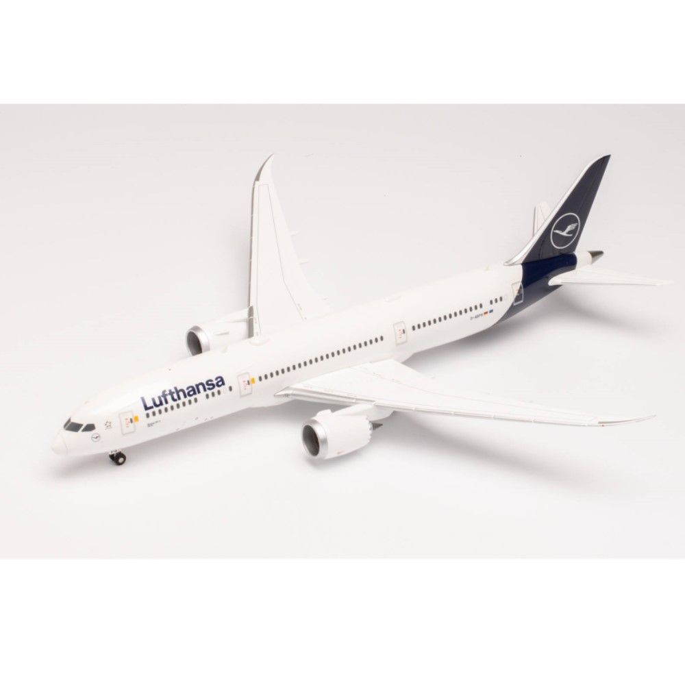 1/200 - Boeing 787-9 Dreamliner Lufthansa – D-ABPA “Berlin”