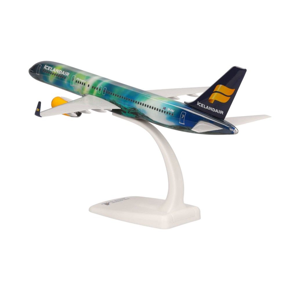 1/200 - Boeing 757-200 Icelandair TF-FIU