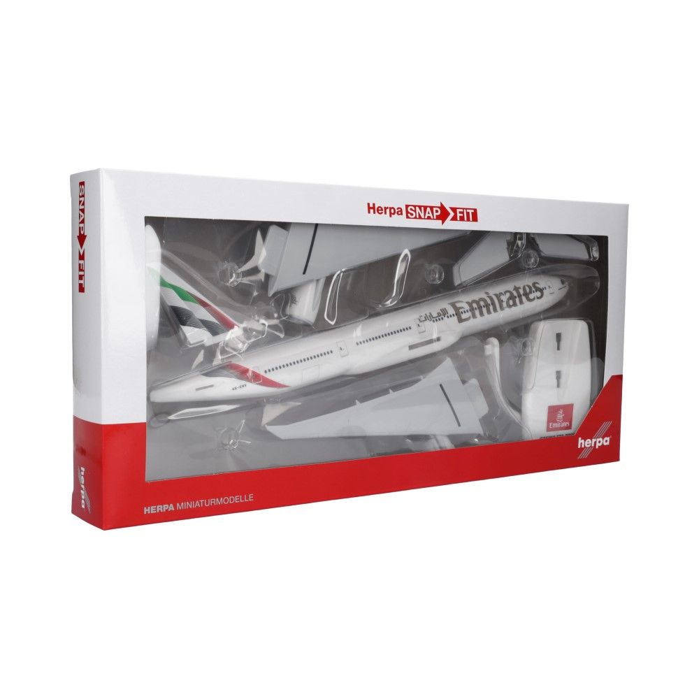 1/200 - Boeing 777-300ER Emirates Boeing  - new 2023 Colors
