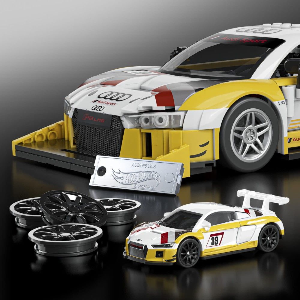 HW 1/16 - Audi R8 LMS