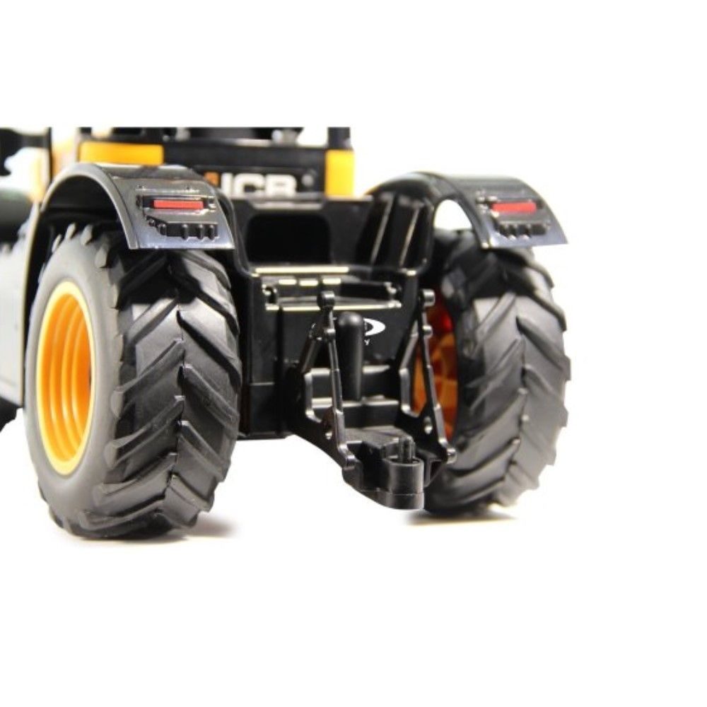 1/16 - Tractor JCB Fastrac - 2,4GHz