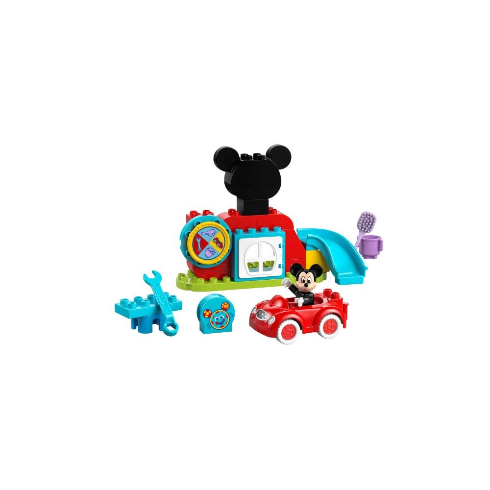 A Casa do Mickey Mouse com Carro