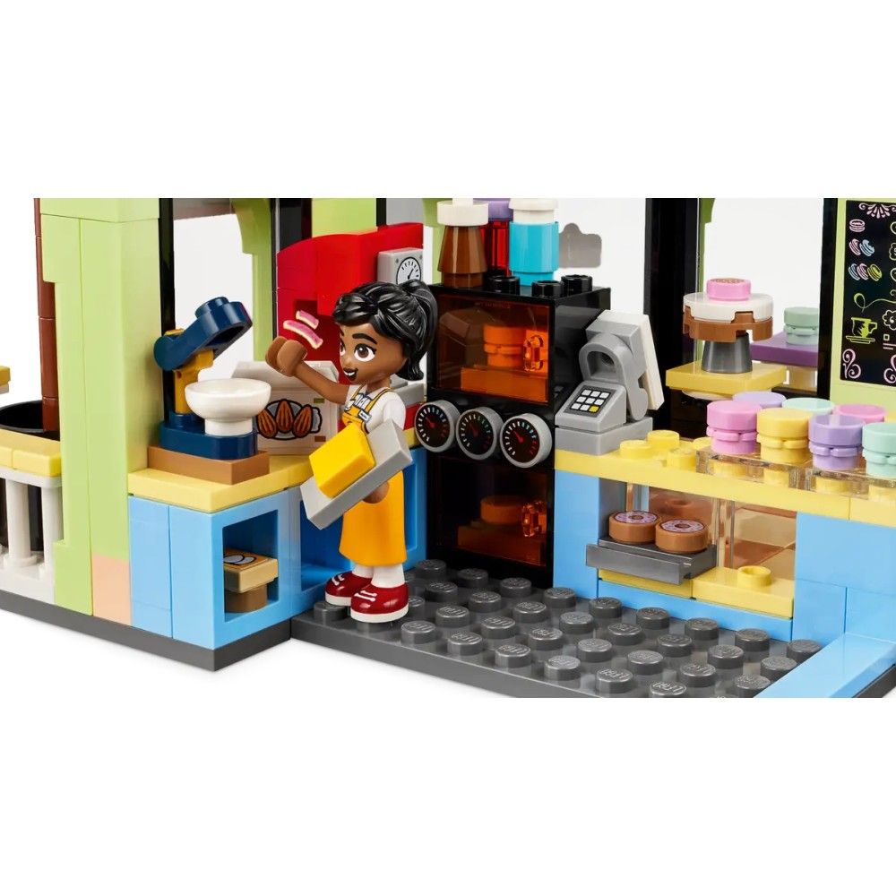 Café de Heartlake City