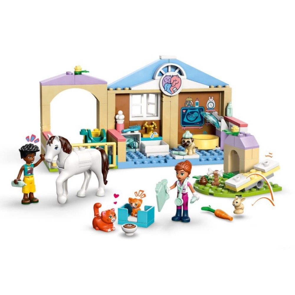 Clínica Veterinária com Animais