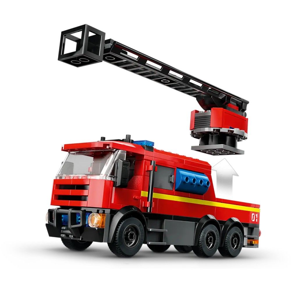 Quartel dos Bombeiros com Camião dos Bombeiros