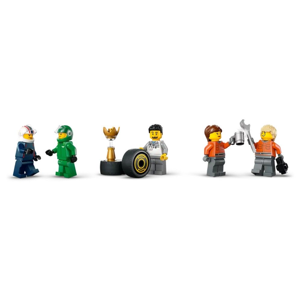 Camião de F1 com Carros de F1 RB20 e AMR24