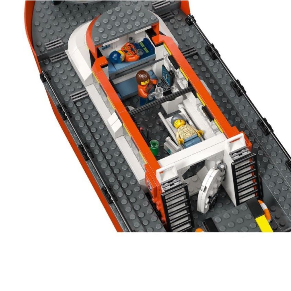 Barco e Helicóptero de Resgate da Guarda Costeira