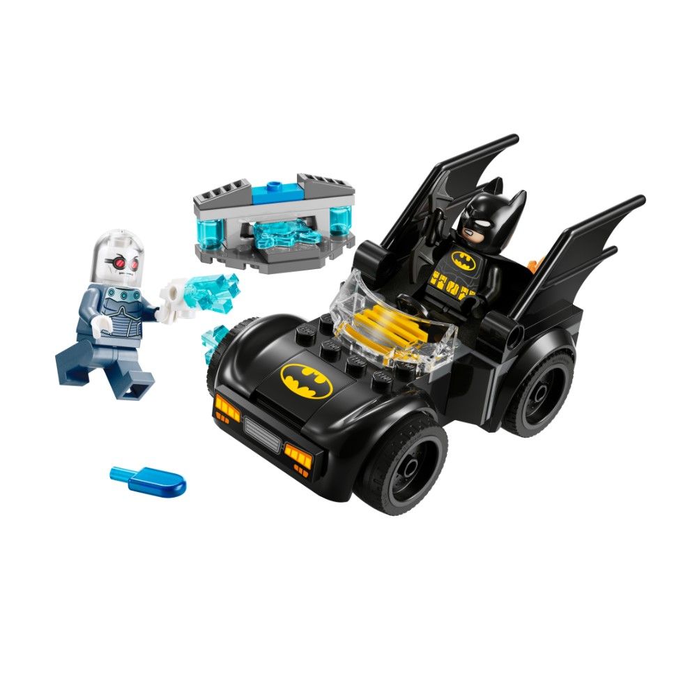 Batman e Batmobile contra Mr. Freeze