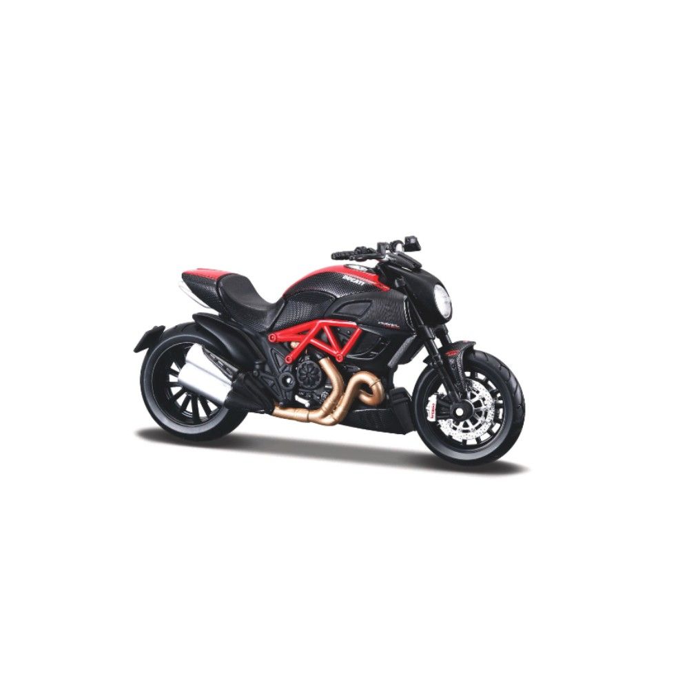 1/18 - Ducati Diavel Carbon