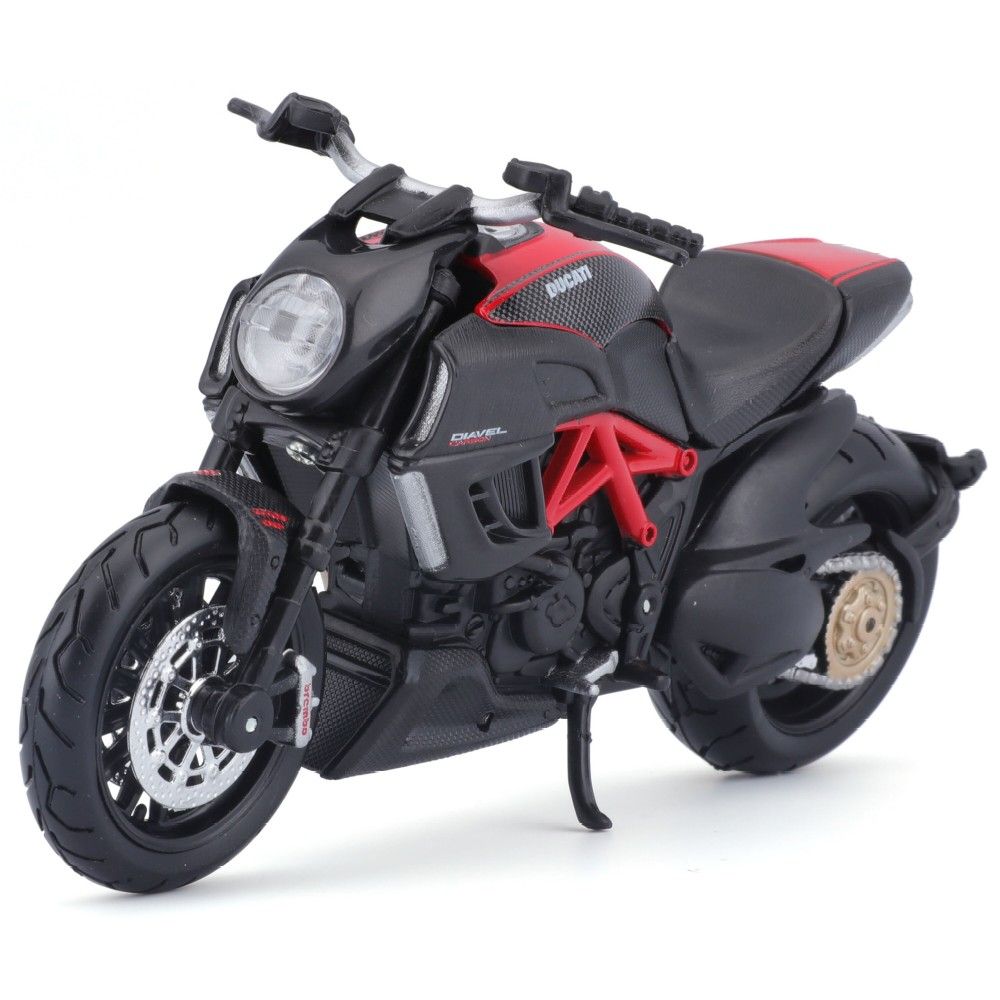 1/18 - Ducati Diavel Carbon