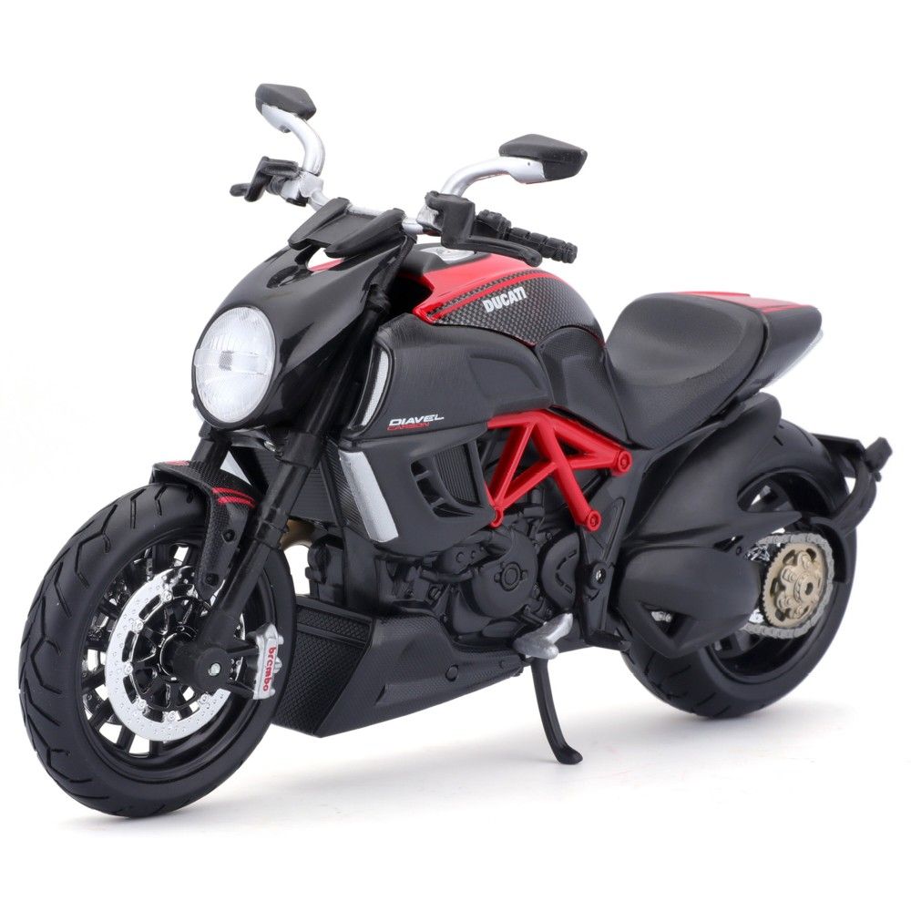 1/12 - Ducati Diavel Carbon 2011