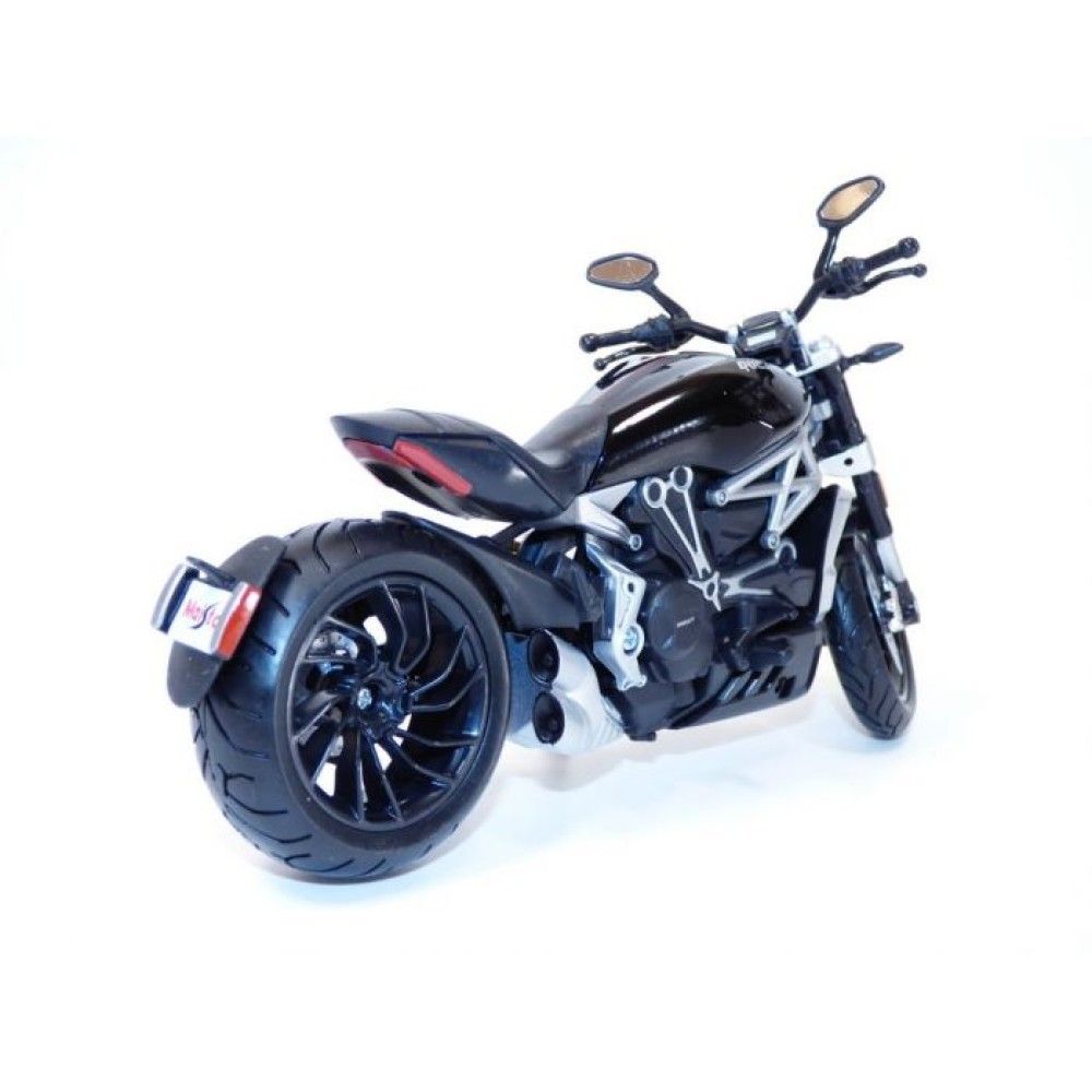 1/12 - Ducati X Diavel S