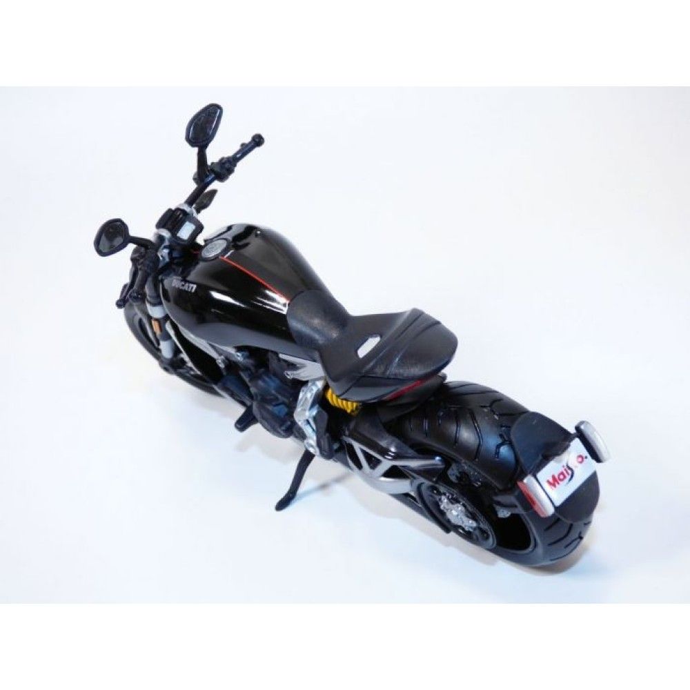 1/12 - Ducati X Diavel S