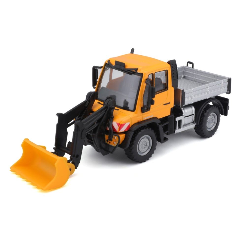 4,5" - Unimog com pá carregadora