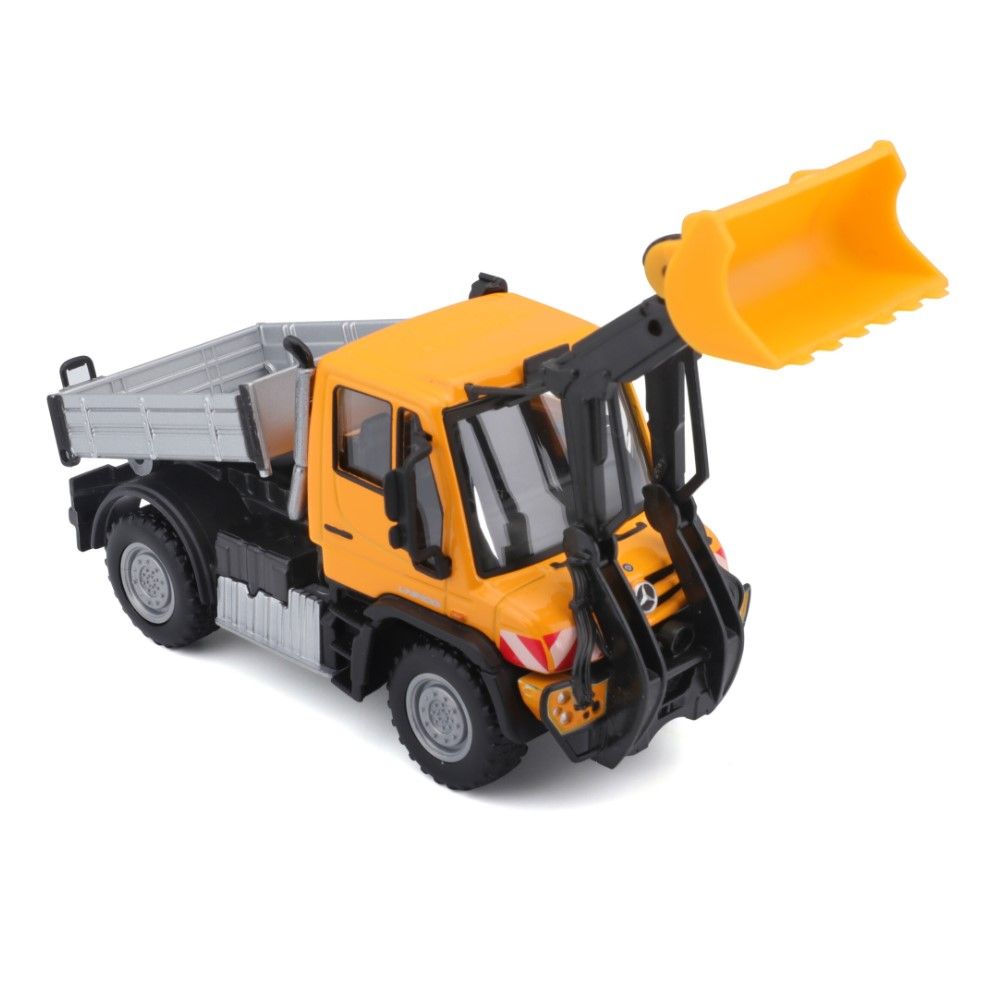 4,5" - Unimog com pá carregadora