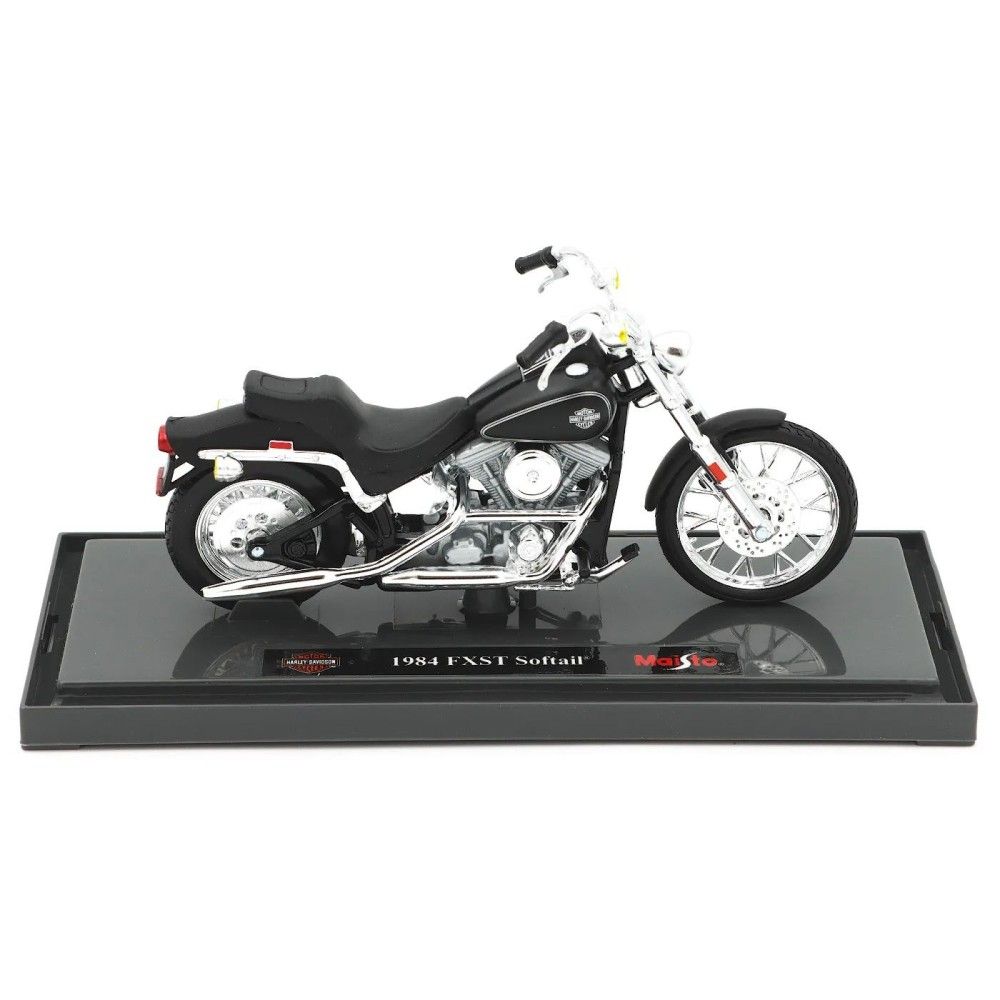 1/18 - Harley Davidson FXST Softtail, 1984