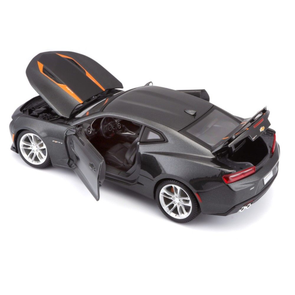 1/18 - Chevrolet Camaro 50ºth Ann, Cinza Escuro, 2017