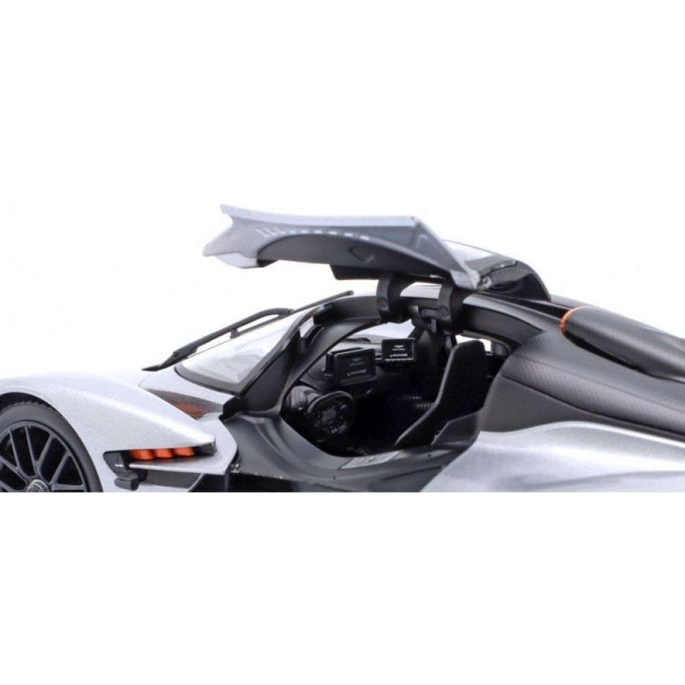 1/18 - Aston Martin Valkyrie, Cinza, 2022