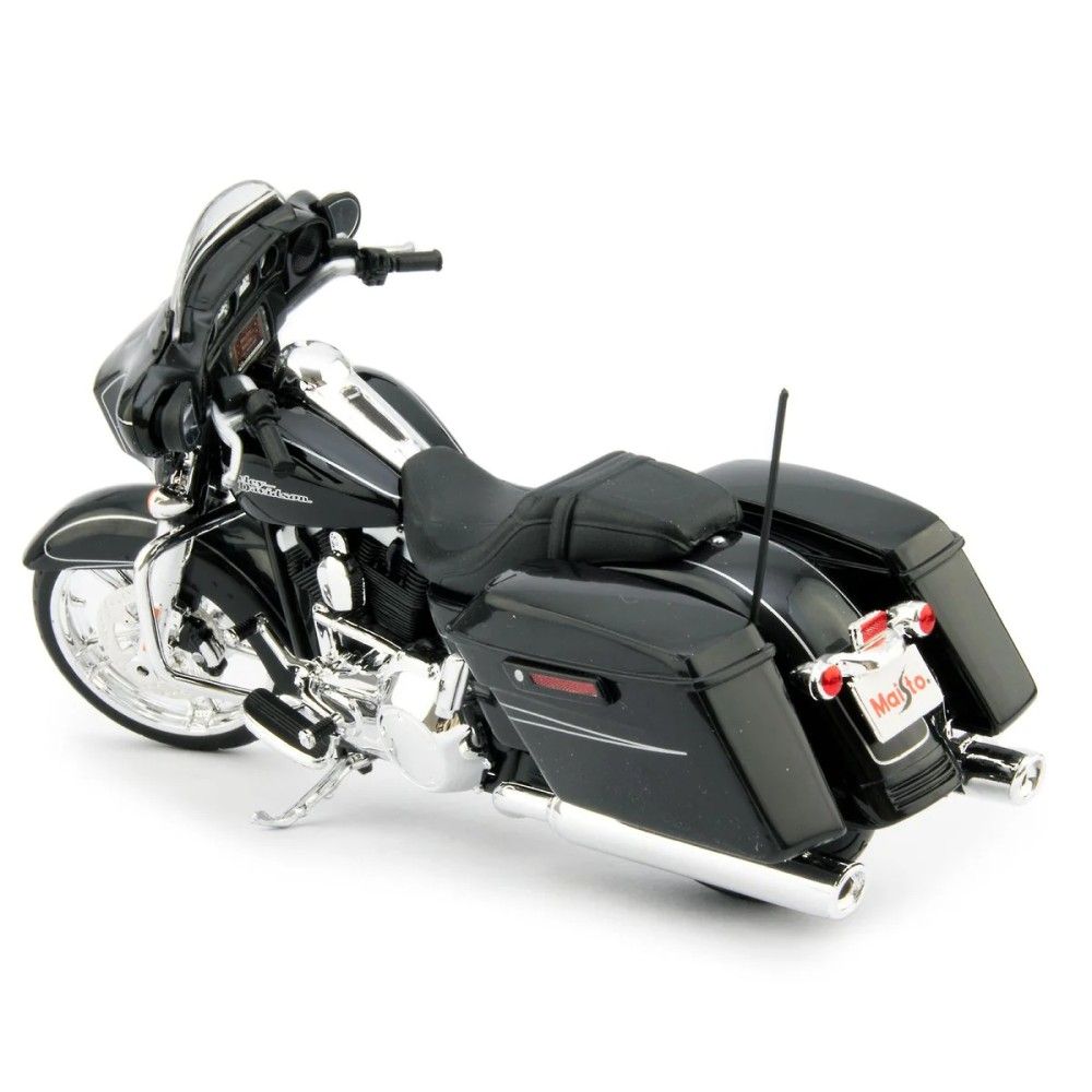 1/12 - Harley Davidson Street Glide Special, 2015