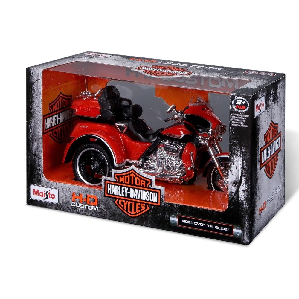 1/12 - Harley Davidson CVO Tri-Glide Ultra, 2021