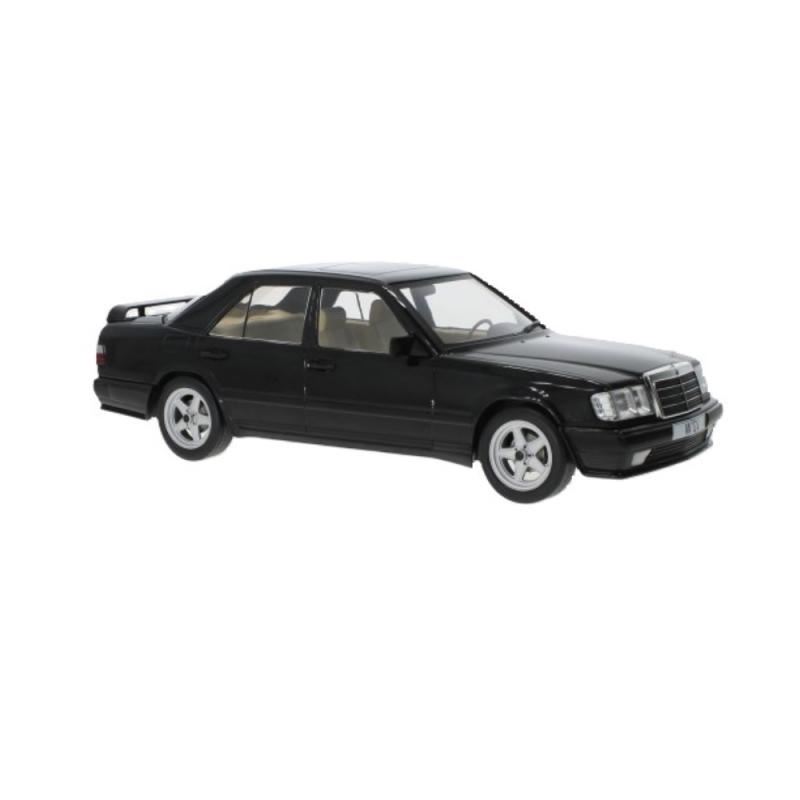 1/18 - Mercedes 190 (W124), preto, 1986