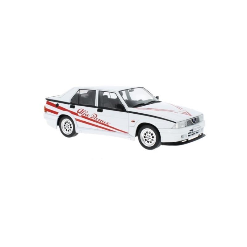 1/18 - Alfa Romeo 75 Turbo Evoluzione, branco, 1987