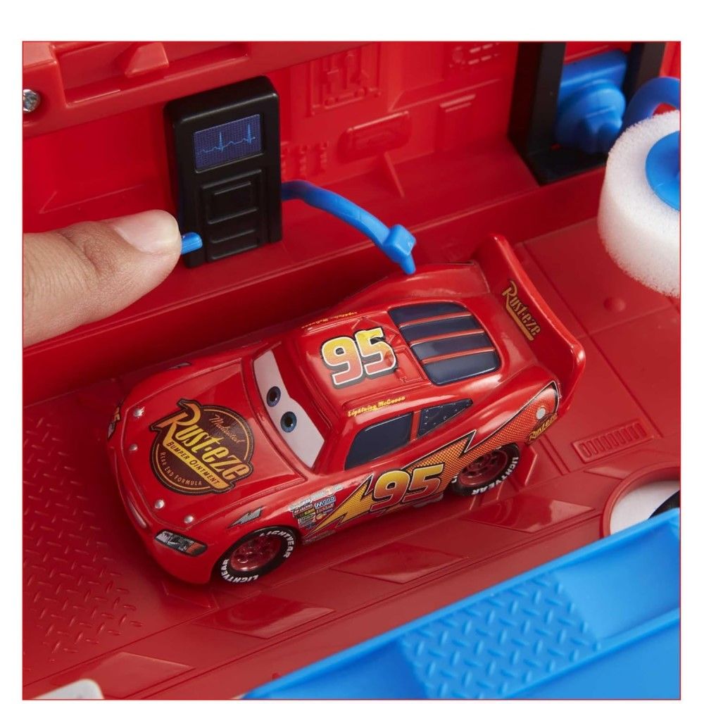 Camião Mack Transforma-se em Playset